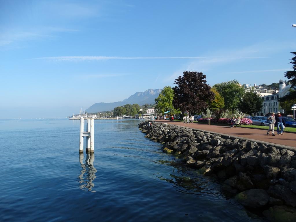 Hotel Le Littoral Evian-les-Bains Exterior photo